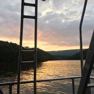 Meet your Posher, Deanna